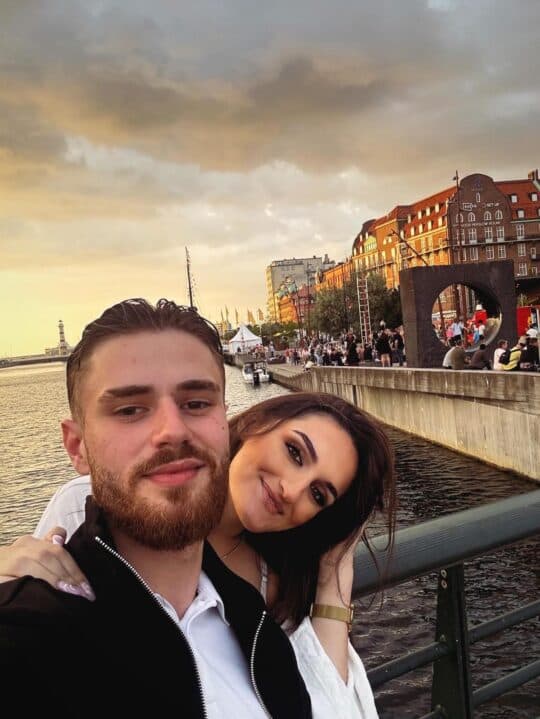 Një match, dy botë, një familje