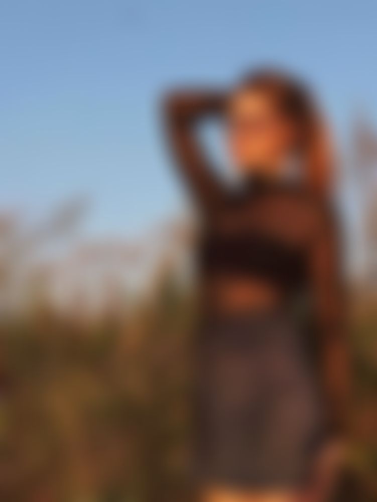 Bruneta profile
