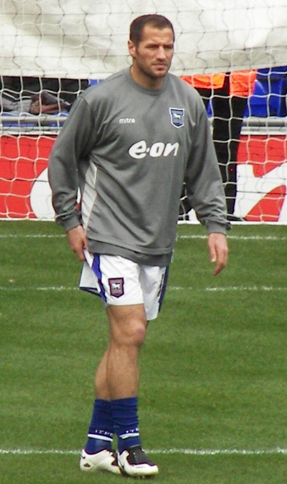 Shefki Kuqi entrenando con el Ipswich Town