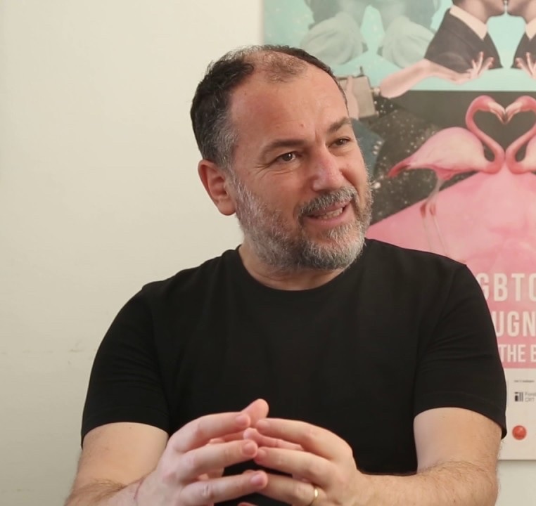 Der Künstler Adrian Paci im Jahr 2017
