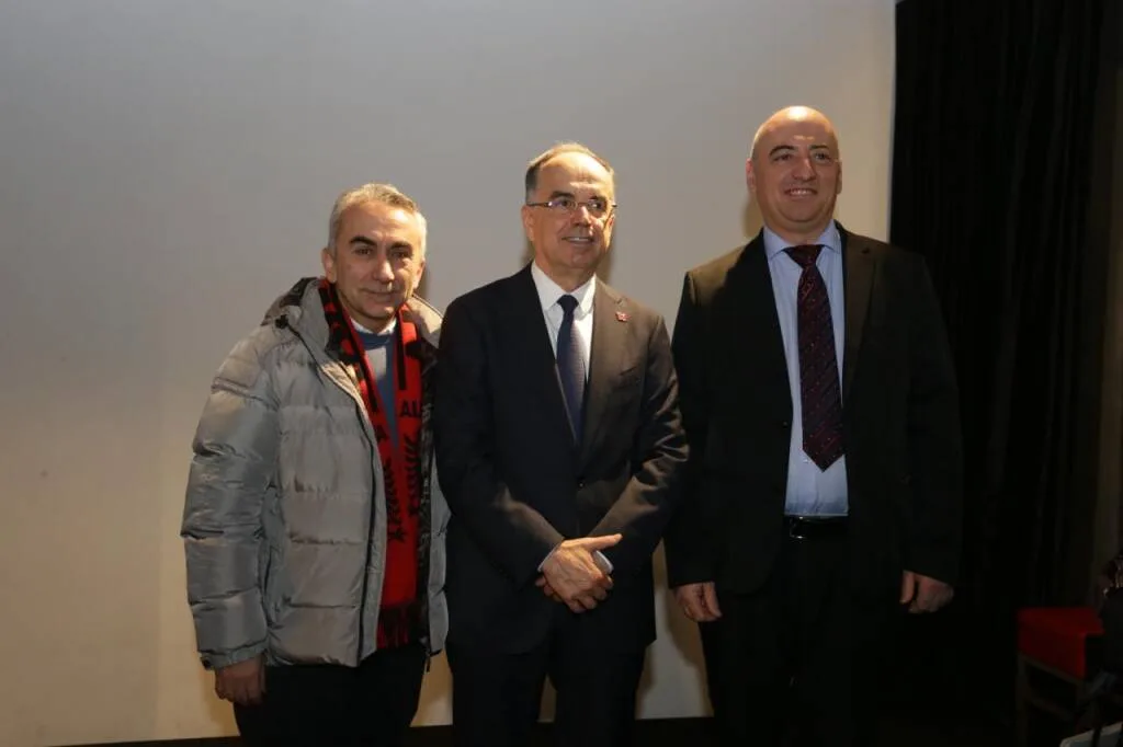 Presidenti Bajram Begaj me përfaqësues të komunitetit shqiptar në Slow Mill në Milano