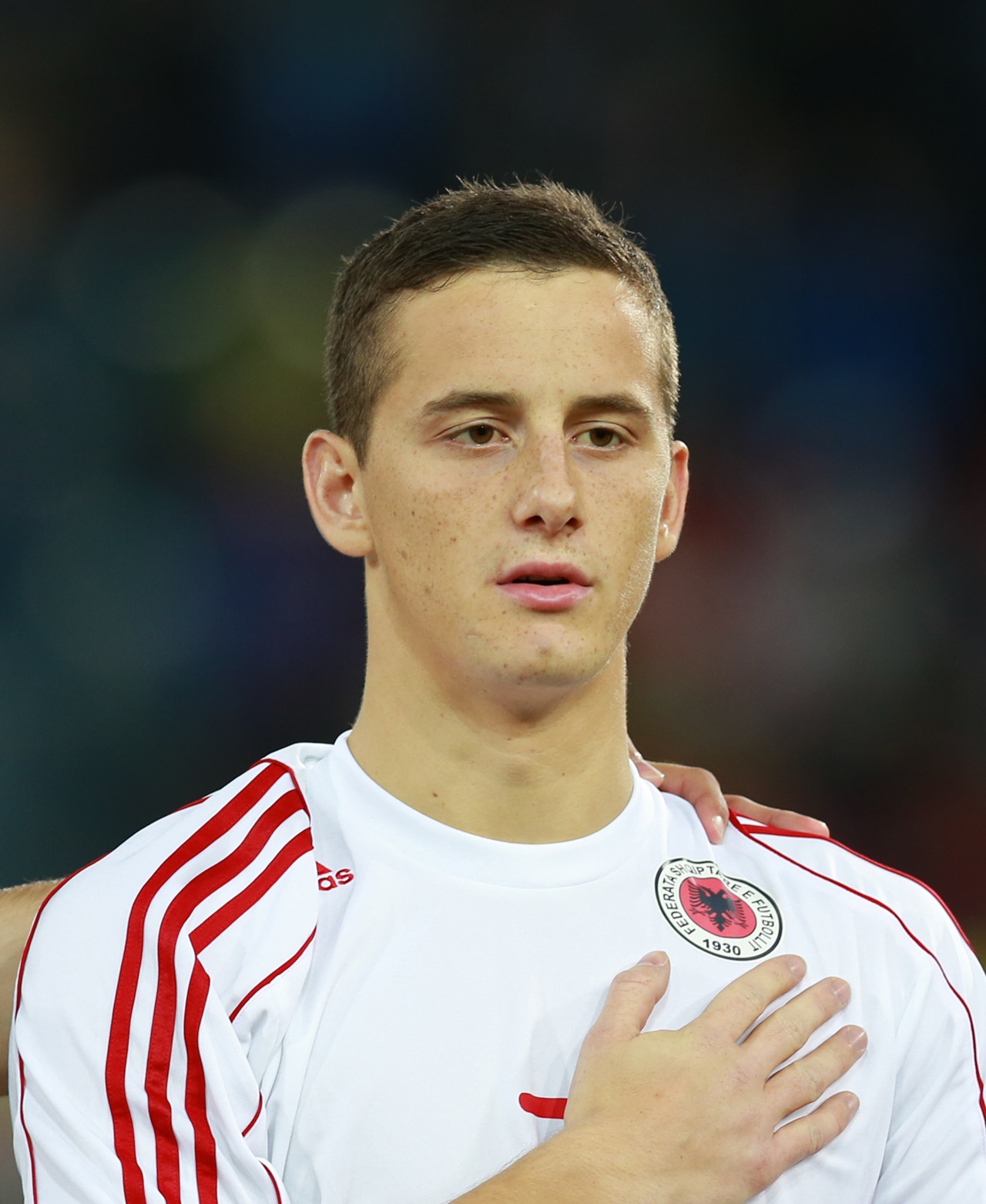 Herolind Shala en un partido internacional sub-21 en Graz